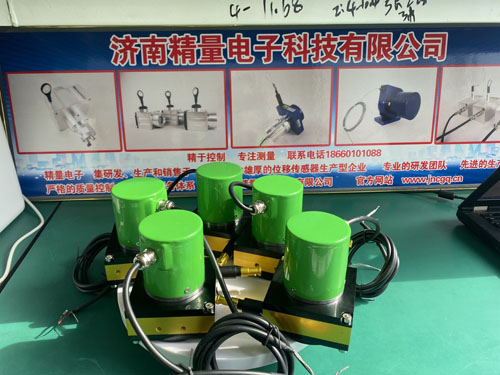 拉繩位移編碼器在PLC控制系統中采用隔離性能較好電源  拉繩位移編碼器在PLC控制系統中采用隔離性能較好電源
