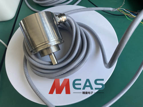 拉繩位移編碼器輸出電纜應加裝防護套 拉繩位移編碼器輸出電纜應加裝防護套