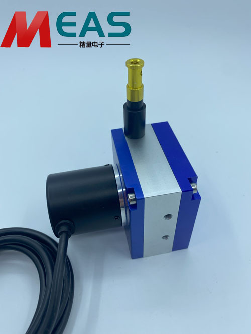 儲油柜專用油位計傳感器柔軟性能得到了顯著提升 儲油柜專用油位計傳感器柔軟性能得到了顯著提升