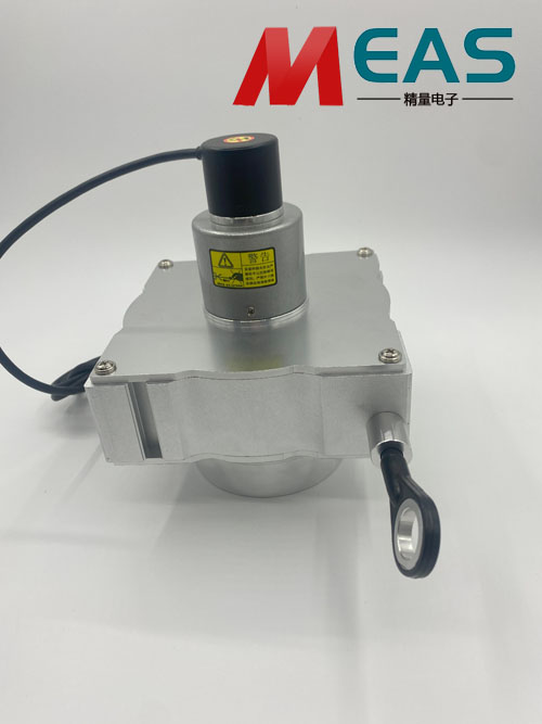 拉線位移編碼器輸出信號穿梭于控制系統之間 拉線位移編碼器輸出信號穿梭于控制系統之間